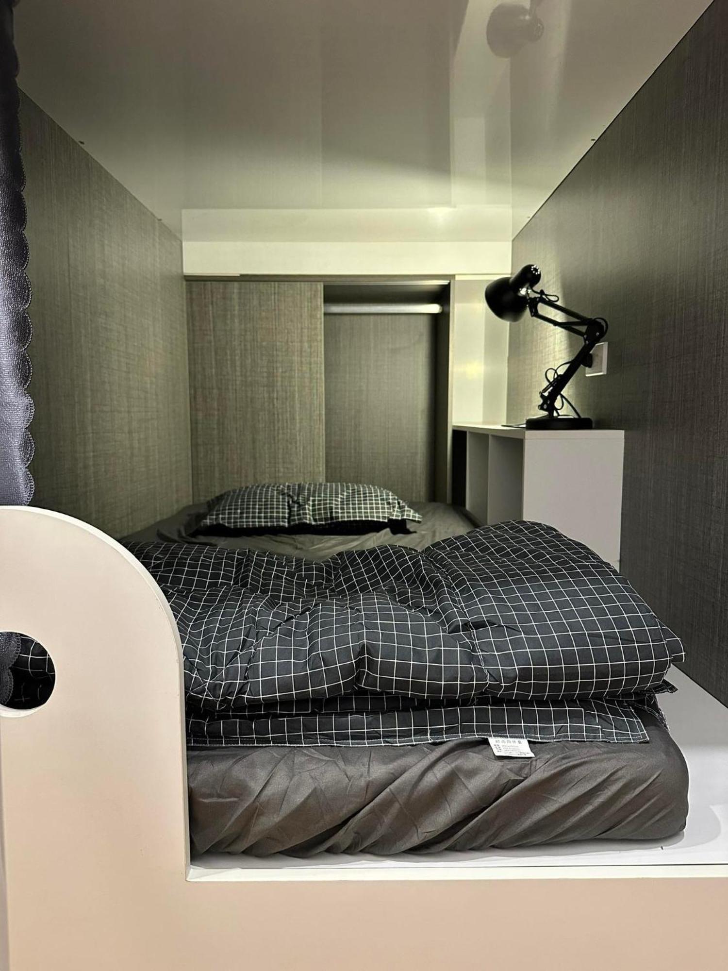 Alphabet Home Capsule Ho Či Minovo Město Exteriér fotografie
